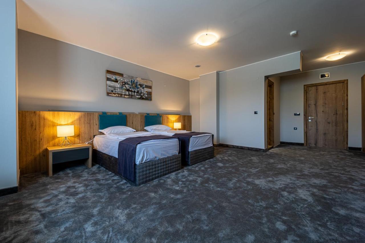 Hotel Caesar 2 Kurdzhali Ngoại thất bức ảnh