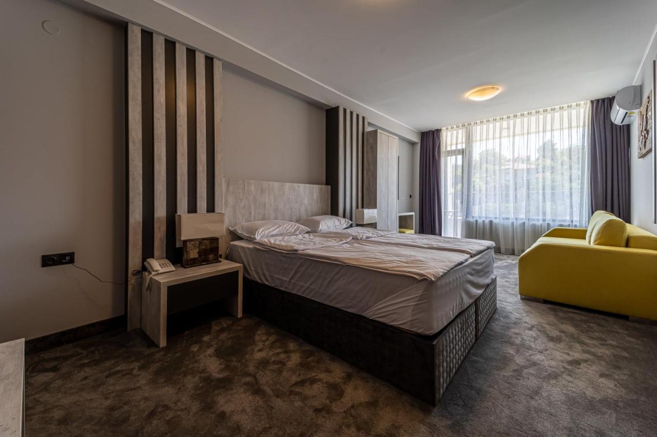 Hotel Caesar 2 Kurdzhali Ngoại thất bức ảnh