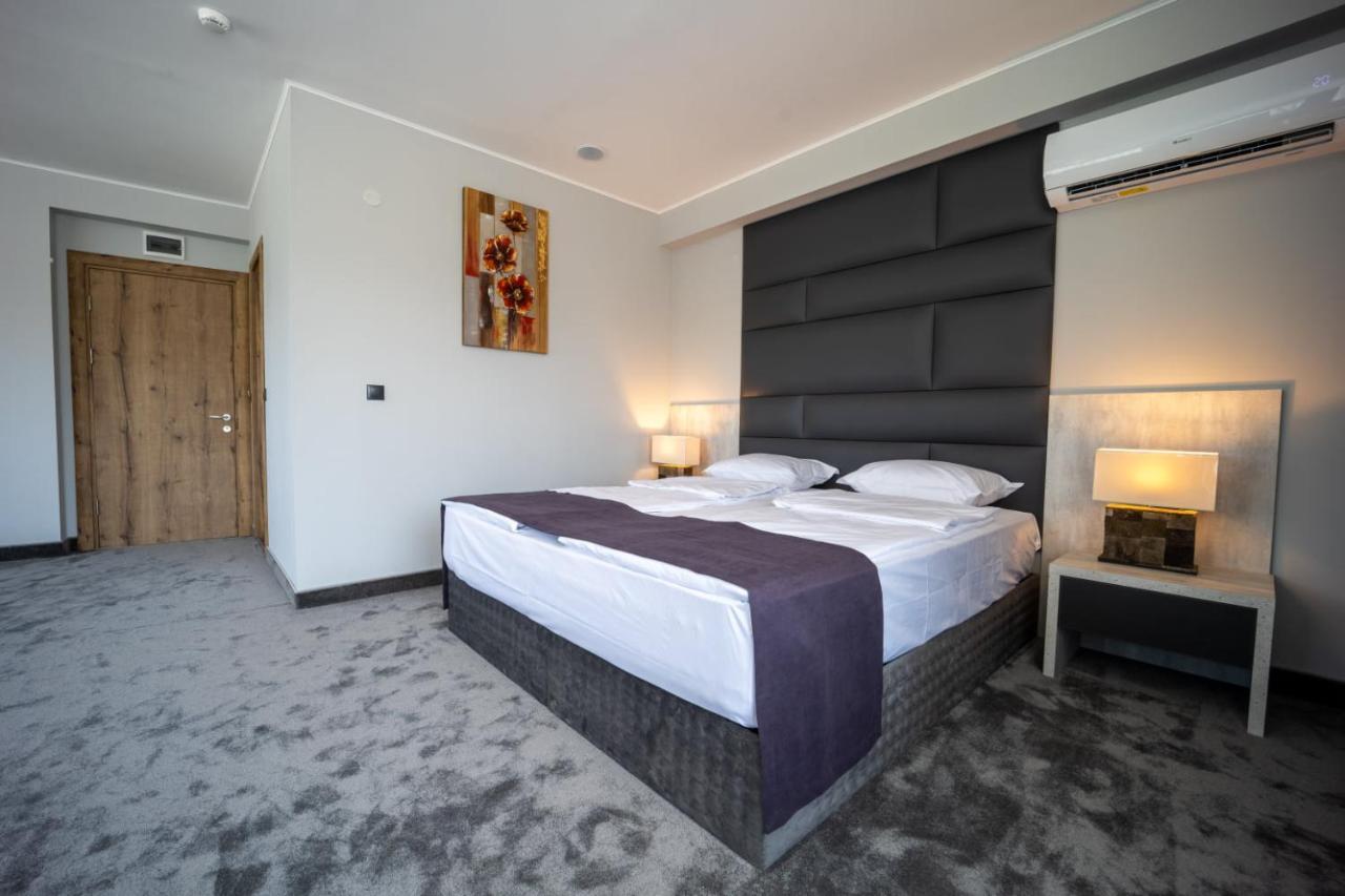 Hotel Caesar 2 Kurdzhali Ngoại thất bức ảnh
